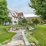 Winzerhof Bitzenhofer Apartament *